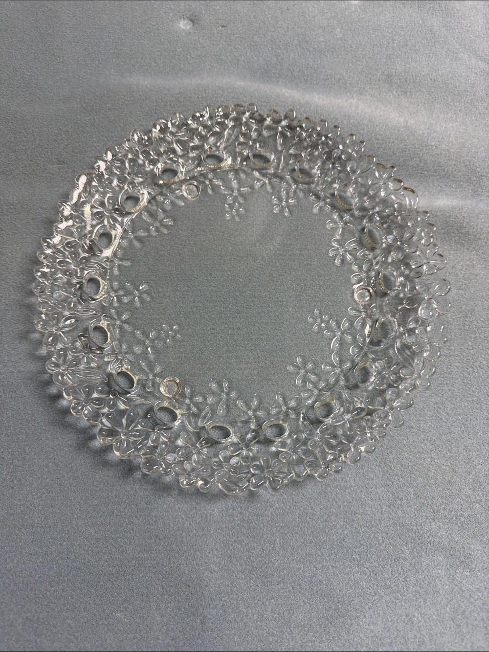 Partylite  Hydrangea 10-inch Clear Glass Decorative Plate -